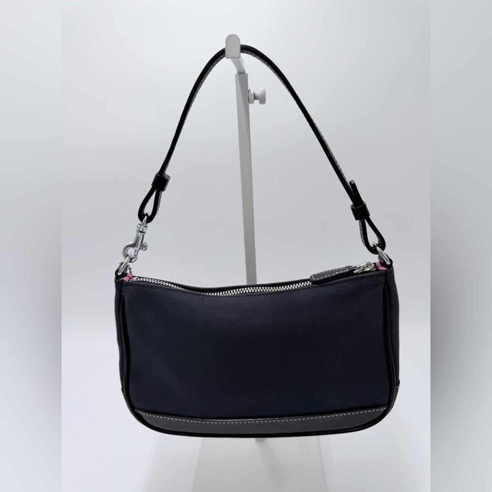 Coach Vintage Black Signature Canvas Shoulder Bag Y2K Pink Interior Style 7769 - Picture 2 of 14
